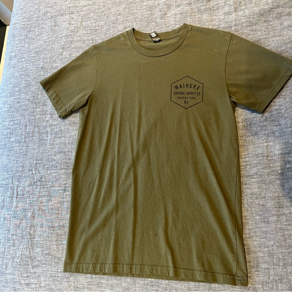 Waiheke Island Central Supply tee